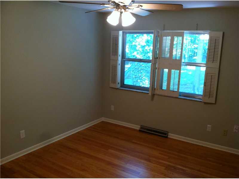 8924 Briarclift Road Indianapolis, IN 46256 - Photo 16 of 18 Gallery Image 16