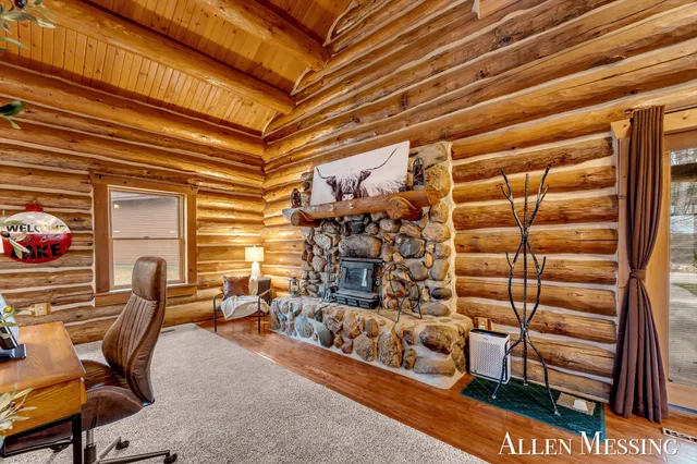 $549,900 | 3990 Croton Drive, Newaygo, MI 49337