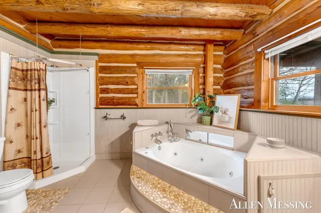 $549,900 | 3990 Croton Drive, Newaygo, MI 49337