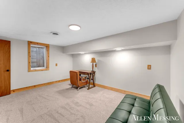 $549,900 | 3990 Croton Drive, Newaygo, MI 49337