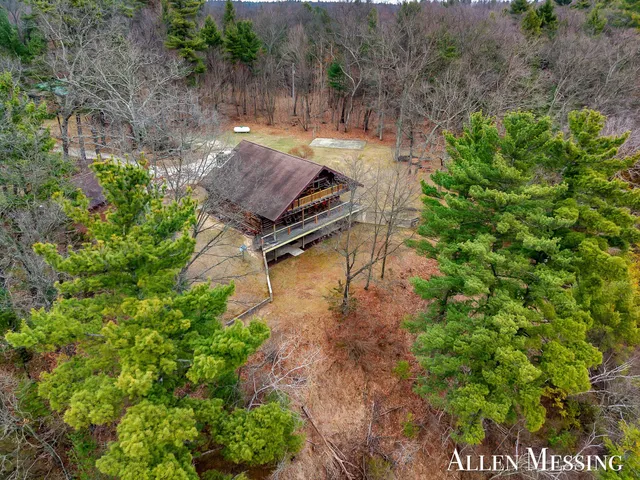 $549,900 | 3990 Croton Drive, Newaygo, MI 49337