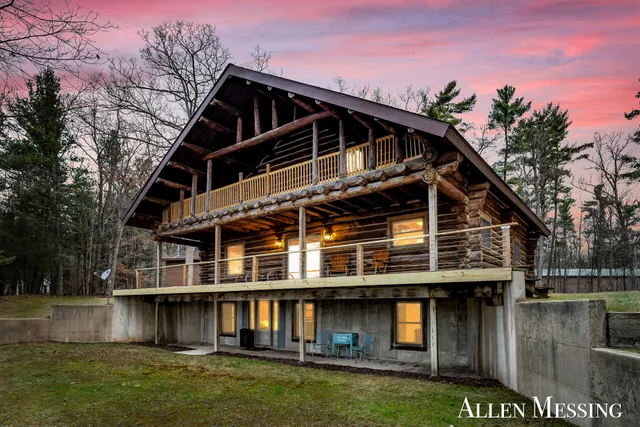 $549,900 | 3990 Croton Drive, Newaygo, MI 49337