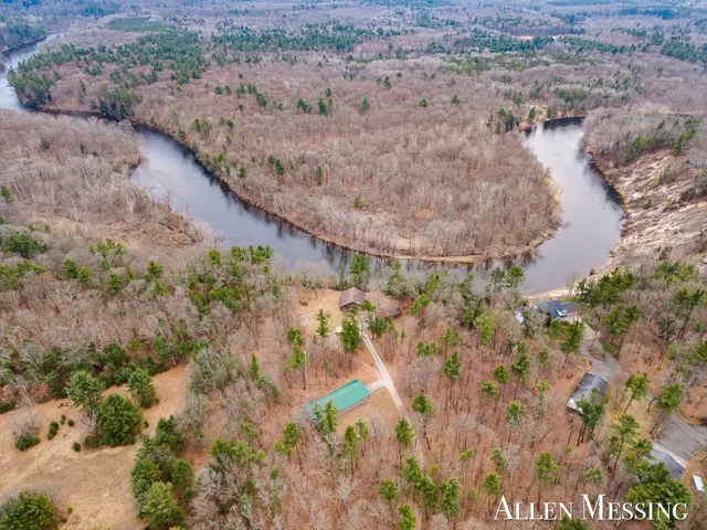 $549,900 | 3990 Croton Drive, Newaygo, MI 49337