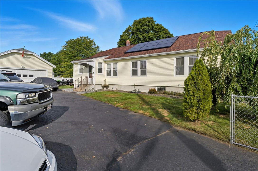 26 Blackburn Street Pawtucket, RI 02861 - Photo 28 of 31