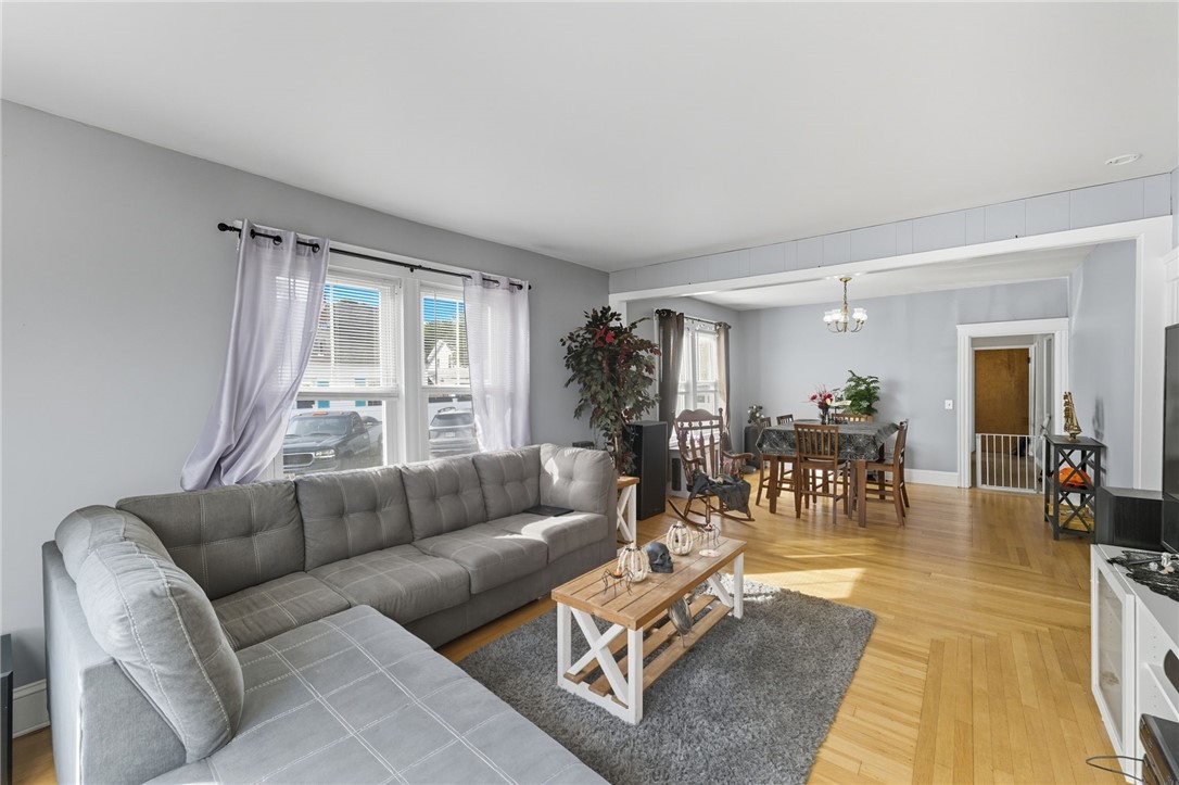 26 Blackburn Street Pawtucket, RI 02861 - Photo 8 of 31