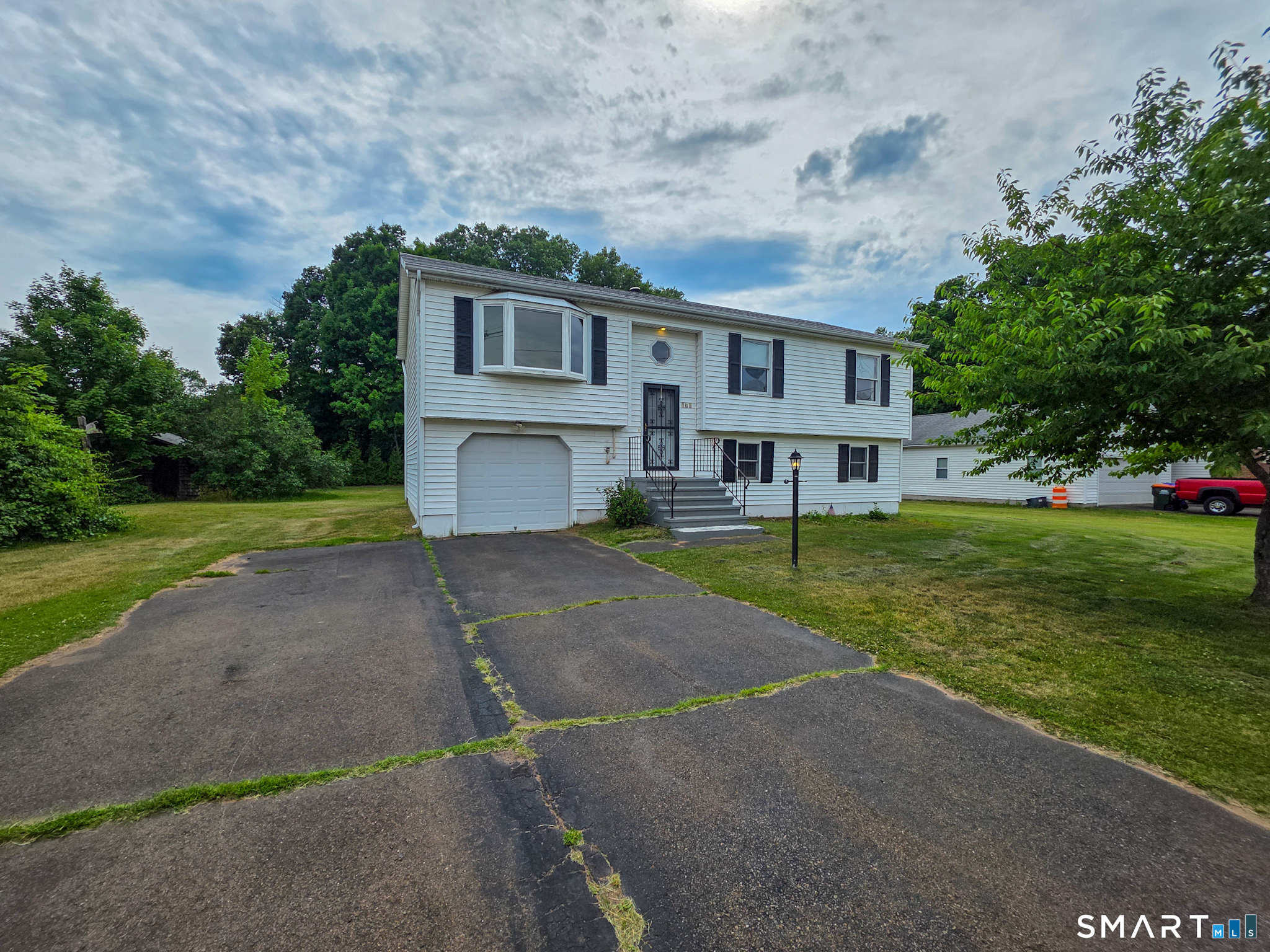 105 Northfield Road Wallingford, CT 06492 - Photo 1 of 24