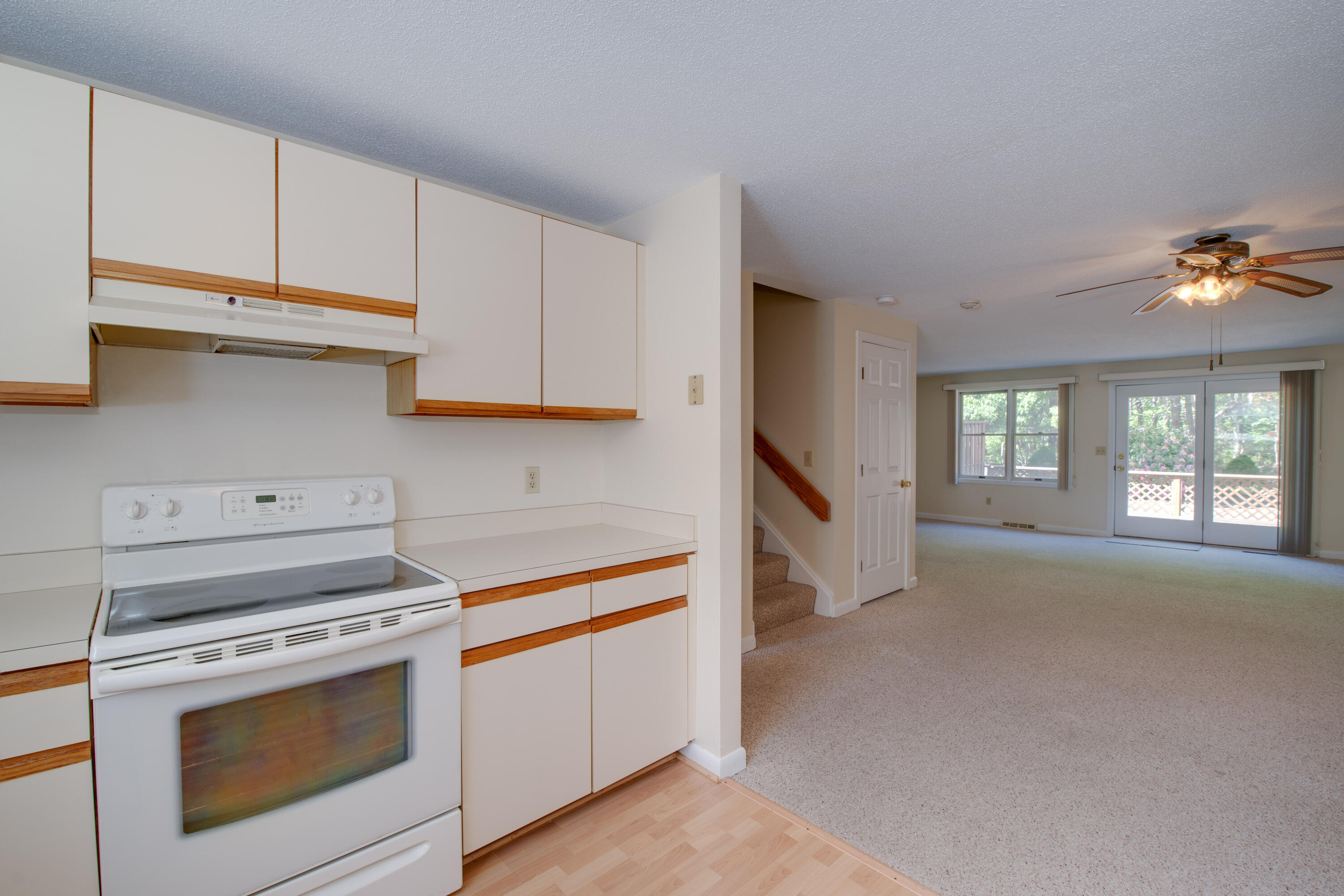 129 Shellback Way, Unit T Mashpee, MA 02649 - Photo 5 of 29 129T Shellback-19