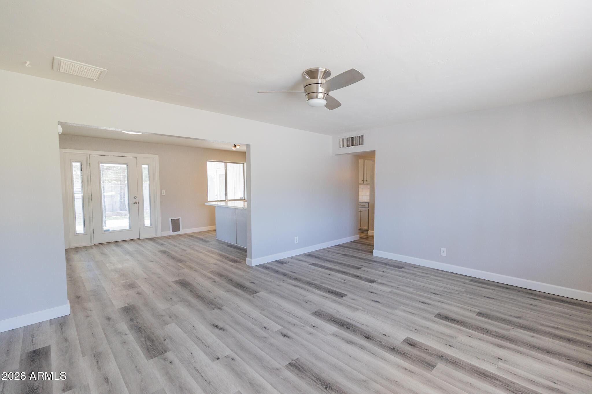 1305 West Romo Jones Street Tempe, AZ 85281 - Photo 5 of 26