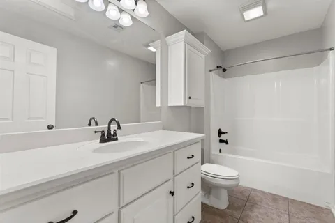 $299,000 | 1377 South Dietrich Loop, Lake Charles, LA 70605