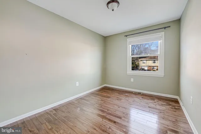 $4,100 | 4512 Lantern Place, Alexandria, VA 22306