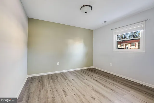 $4,100 | 4512 Lantern Place, Alexandria, VA 22306