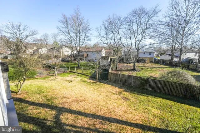 $4,100 | 4512 Lantern Place, Alexandria, VA 22306