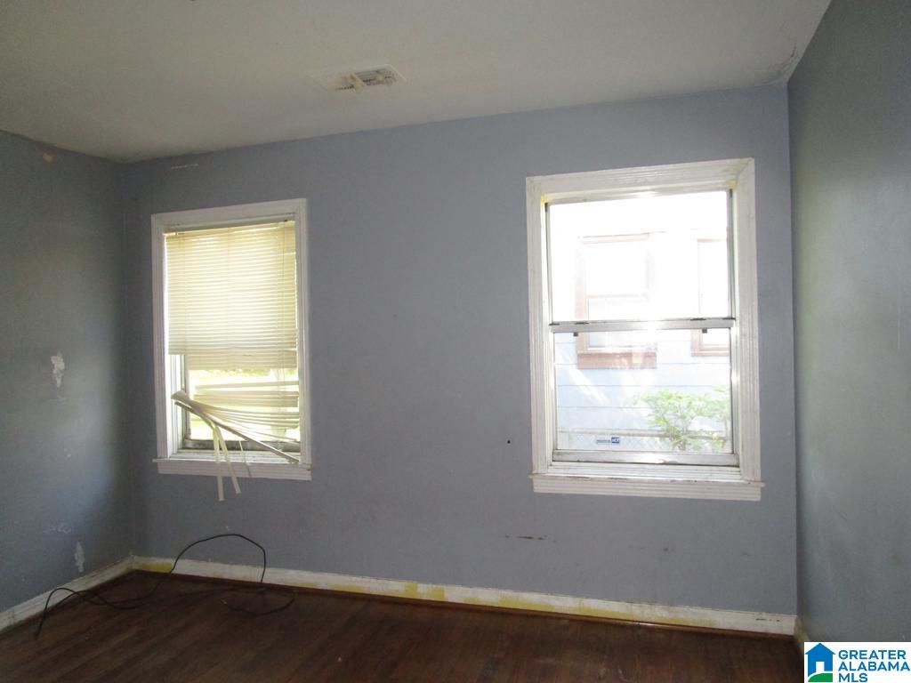 1240 18th Way Southwest Birmingham, AL 35211 - Photo 14 of 25