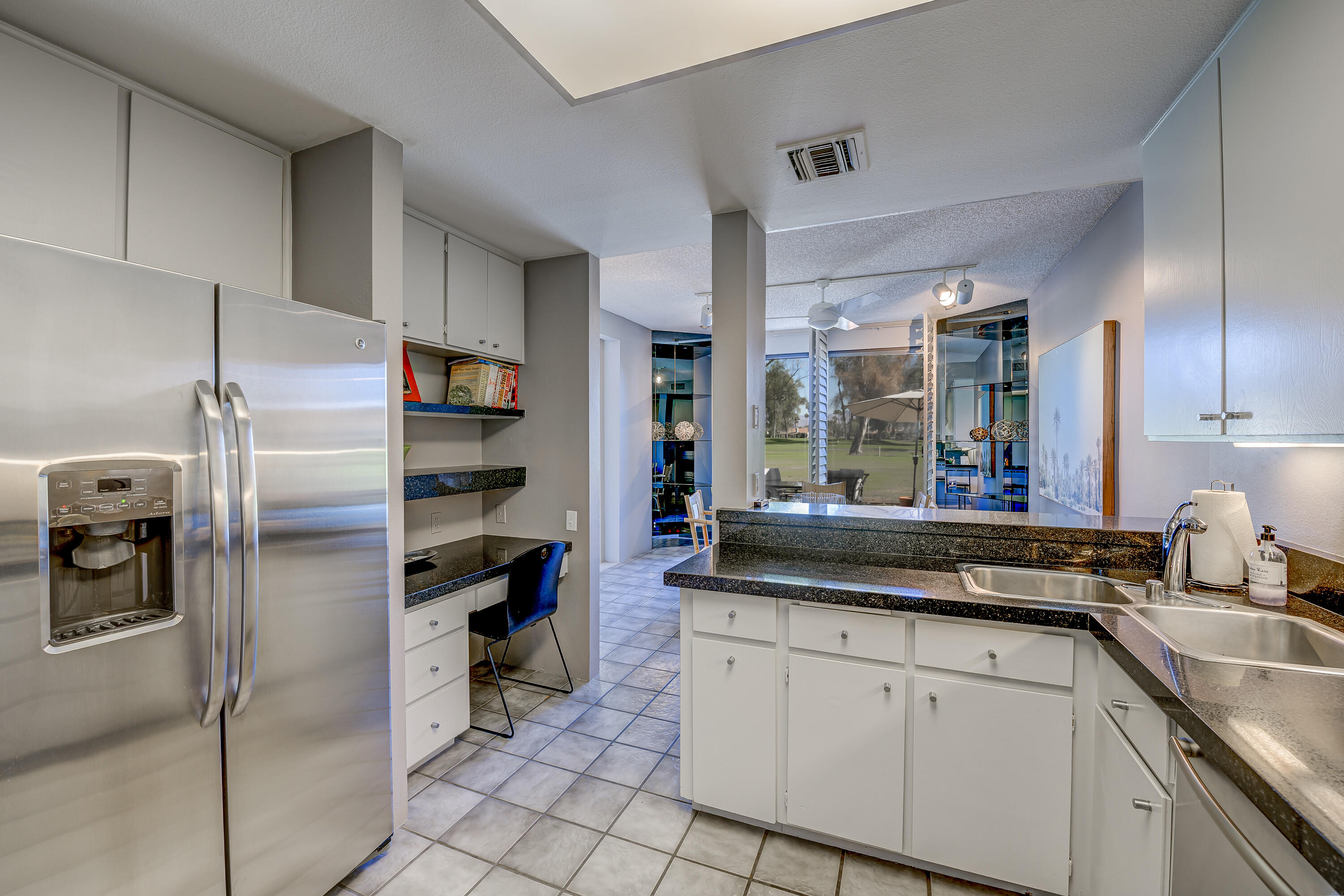 907 Inverness Drive Rancho Mirage, CA 92270 - Photo 11 of 45 13_907_Inverness13_mls