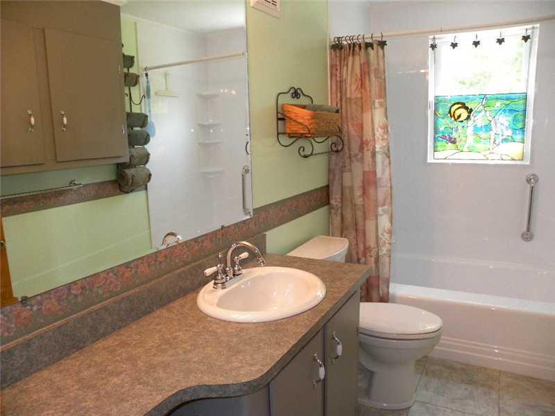 105 Hogan Road Lewiston, ME 04240 - Photo 15 of 25 Bathroom.