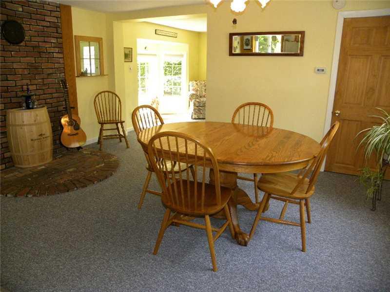 105 Hogan Road Lewiston, ME 04240 - Photo 4 of 25 Dining Room.