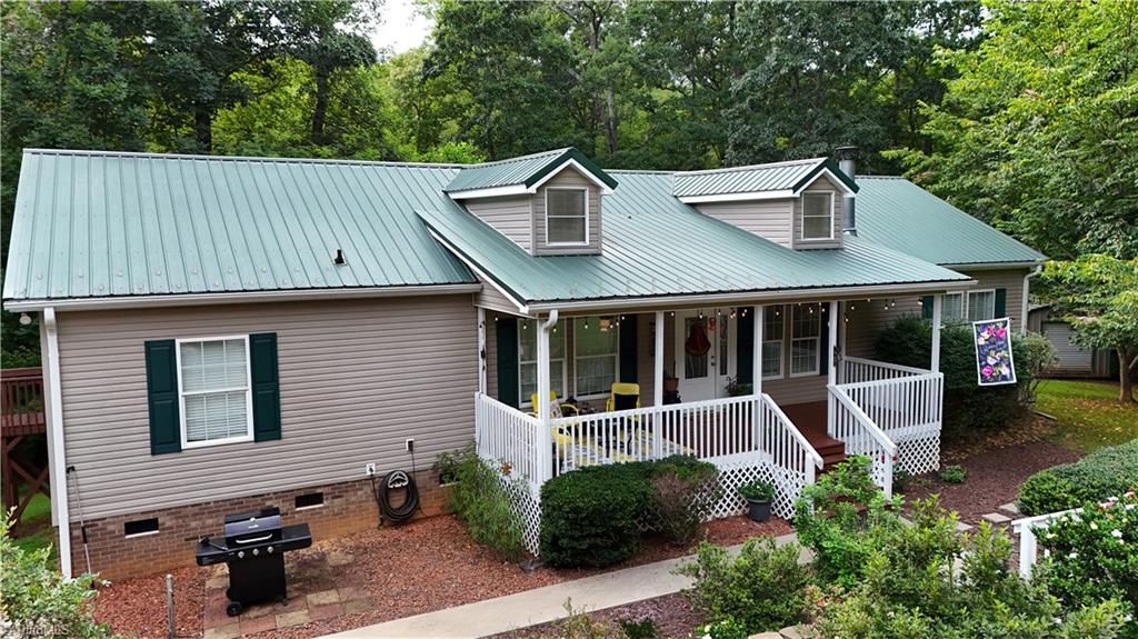 887 Bryan Road Westfield, NC 27053 - Photo 3 of 50 Gallery Image 3