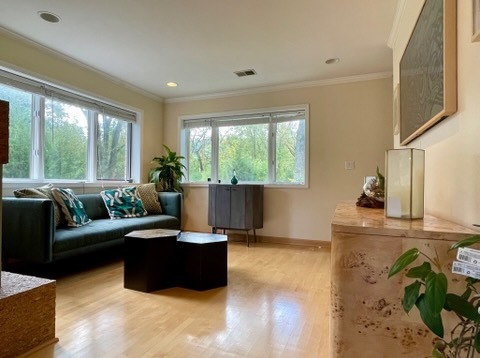 603 Harms Road Glenview, IL 60025 - Photo 12 of 55 Gallery Image 12