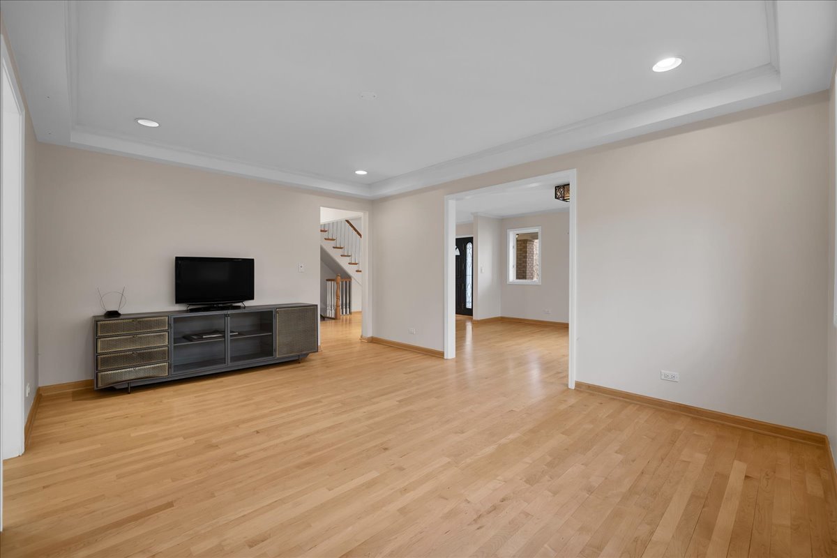 603 Harms Road Glenview, IL 60025 - Photo 7 of 55 Gallery Image 7