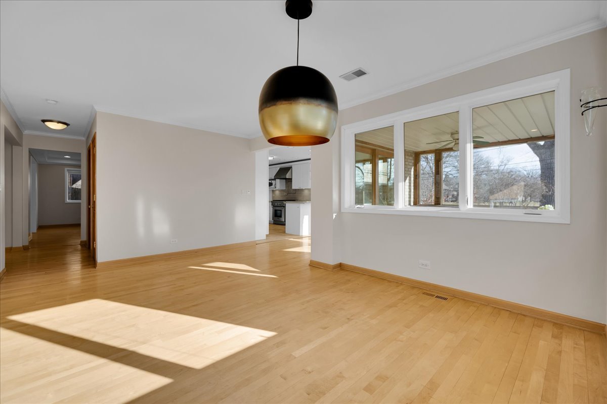 603 Harms Road Glenview, IL 60025 - Photo 9 of 55 Gallery Image 9
