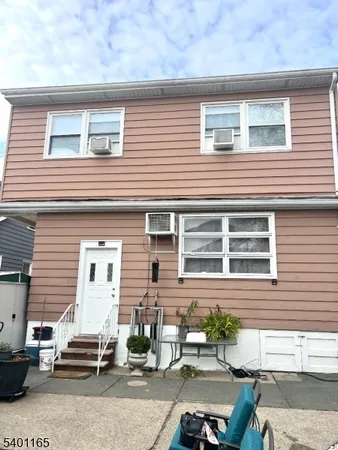 $750,000 | 20 Elizabeth Place, Totowa, NJ 07512