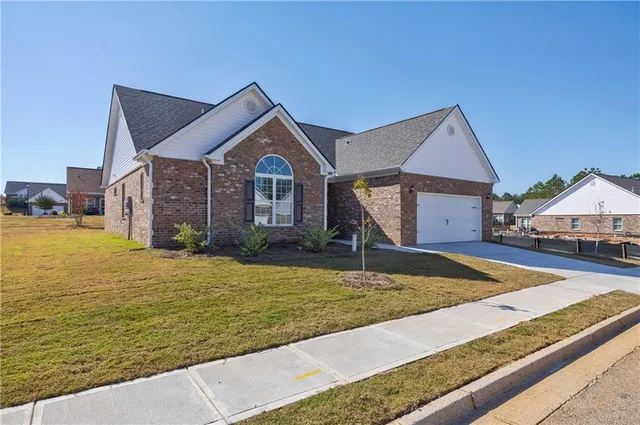 $2,300 | 931 Park Pl Street, Social Circle, GA 30025