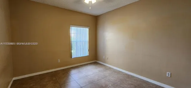 $2,000 | 10312 Fox Trail Road South, Unit 1004, Royal Palm Beach, FL 33411