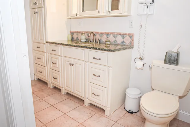 $4,500 | 12 Westover Lane, Morris, CT 06763