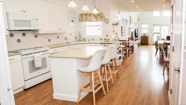 $4,500 | 12 Westover Lane, Morris, CT 06763