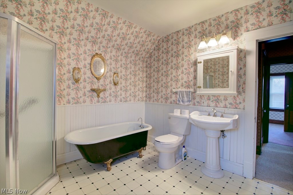 4816 Snow Road Cleveland, OH 44134 - Photo 14 of 31