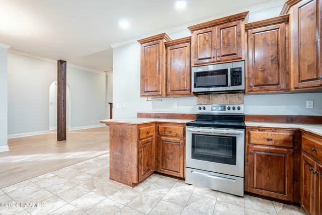 $1,800 | 101 Tara Oak Drive, Carencro, LA 70520