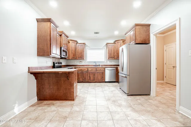 $1,800 | 101 Tara Oak Drive, Carencro, LA 70520