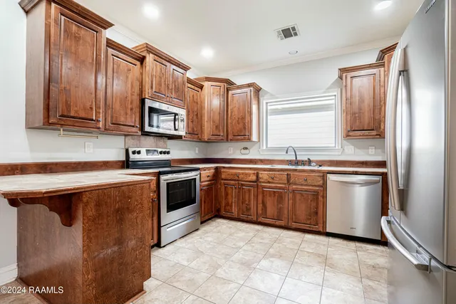 $1,800 | 101 Tara Oak Drive, Carencro, LA 70520