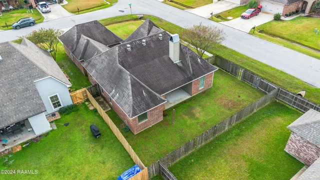 $1,800 | 101 Tara Oak Drive, Carencro, LA 70520