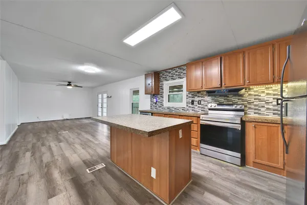 $1,950 | 22 Pine Street, New Waverly, TX 77358