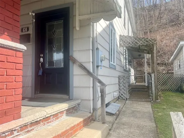 $124,000 | 634 Ridge Avenue, Ford City, PA 16226