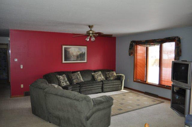 1006 North Greene Road Goshen, IN 46526 - Photo 3 of 12 Gallery Image 3