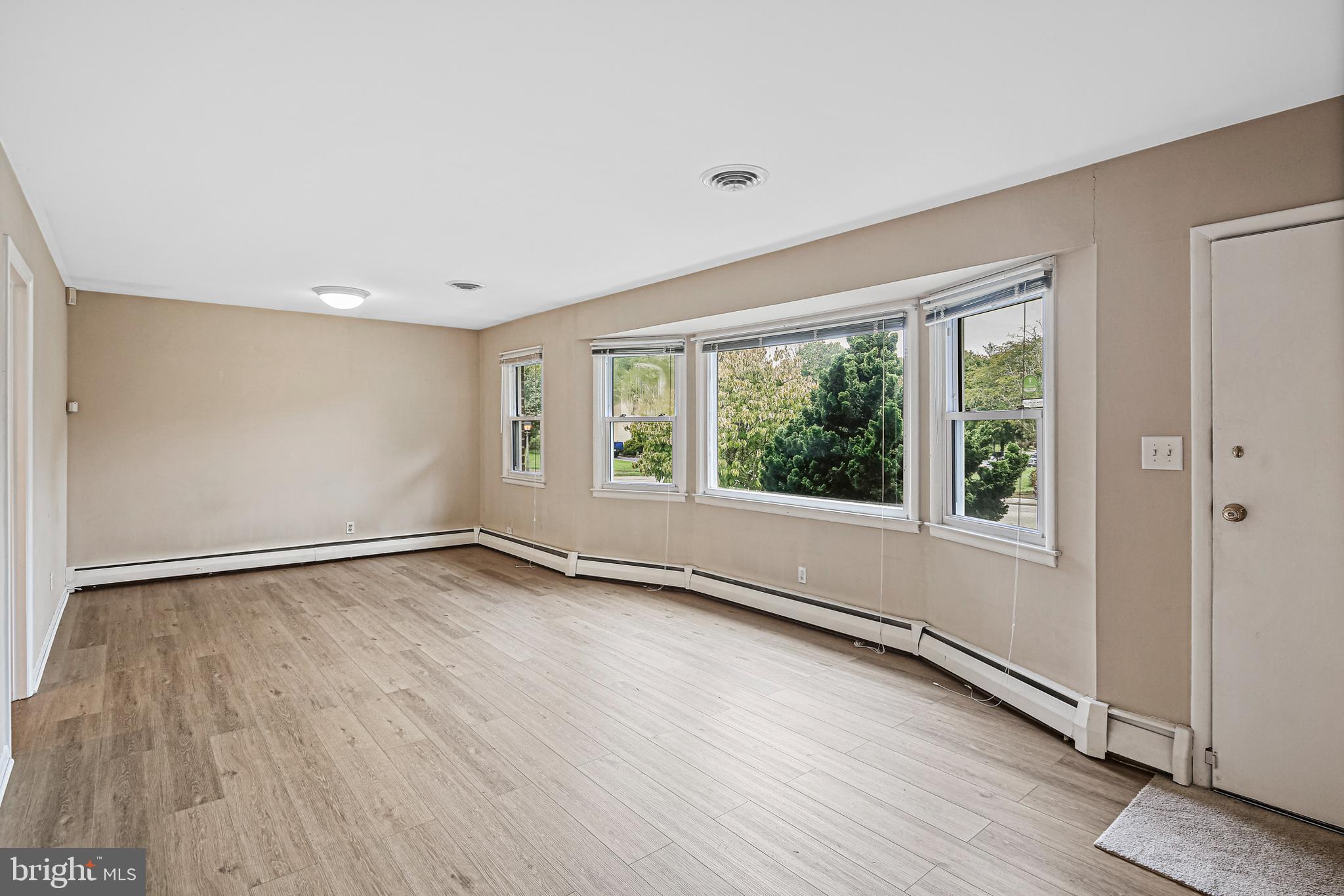919 Shelley Road Towson, MD 21286 - Photo 3 of 34 Gallery Image 3