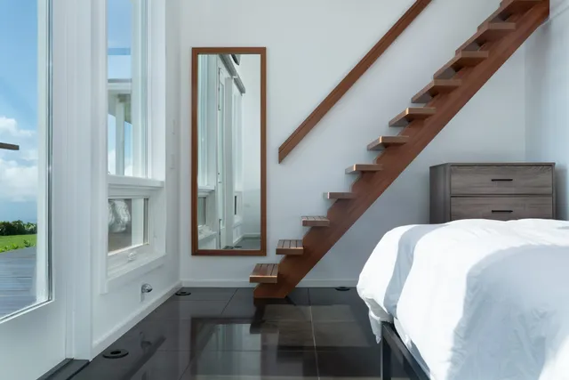 a view of entryway and workspace