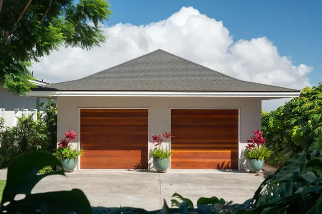 a front view of house with yard