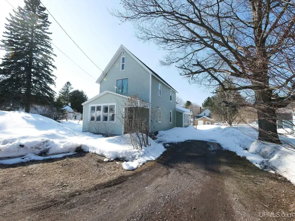 $192,500 | 23408 Fir Avenue, Dollar Bay, MI 49922