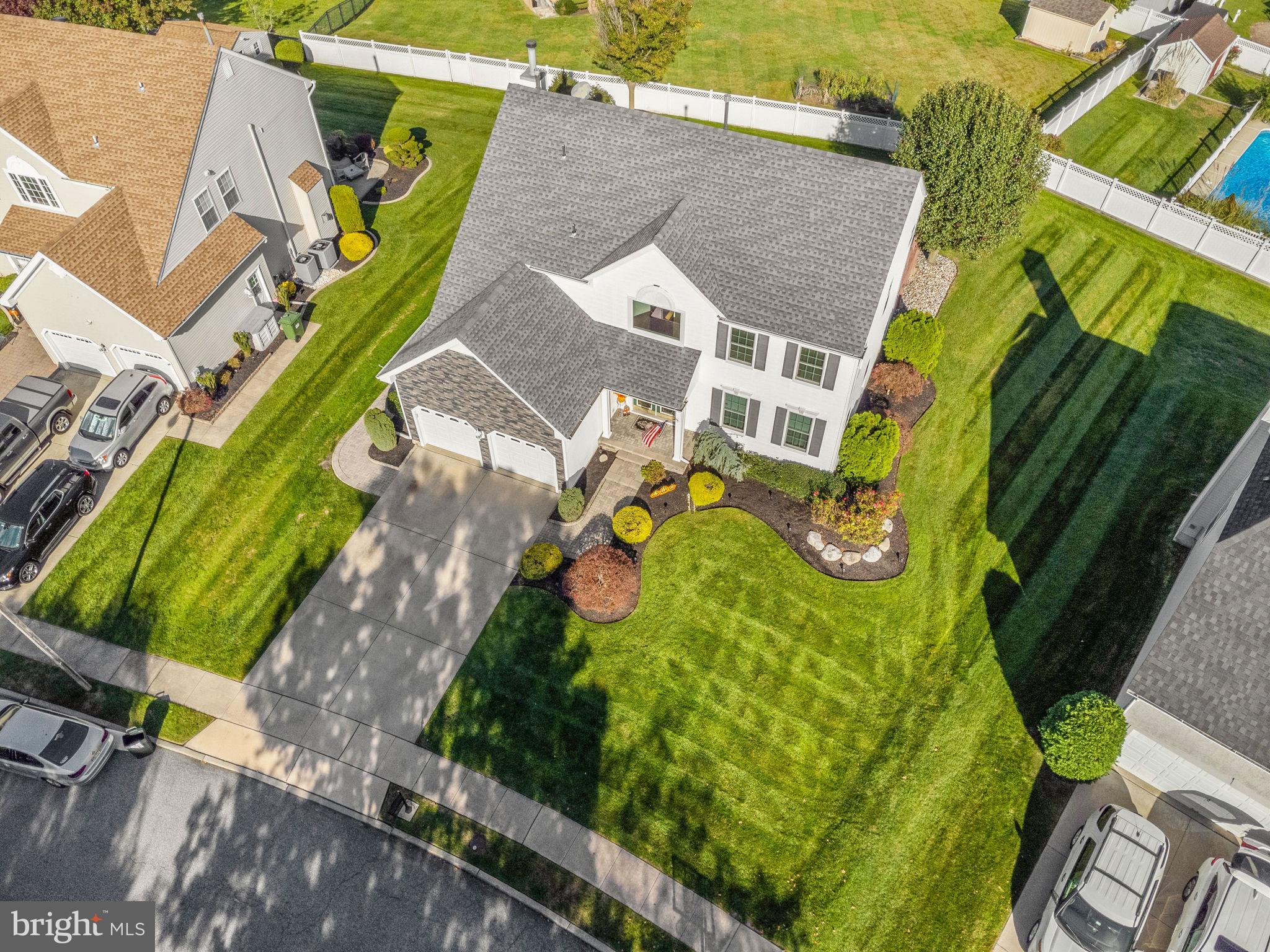 13 Lambourn Path Sewell, NJ 08080 - Photo 4 of 56 Gallery Image 4