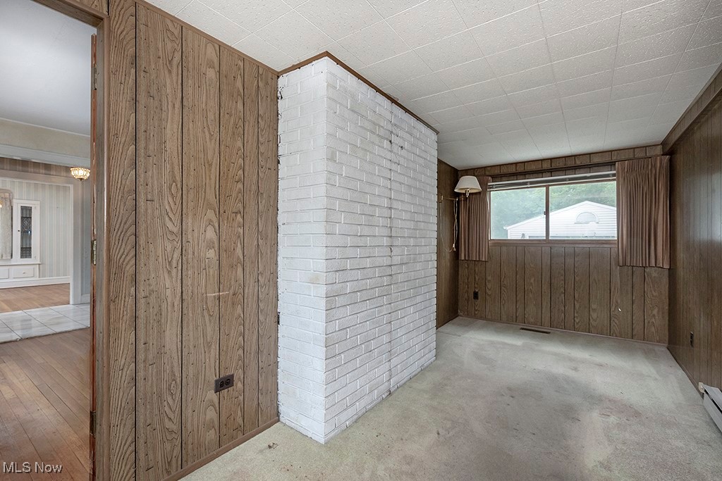 3336 Dellwood Road Cleveland, OH 44118 - Photo 20 of 42
