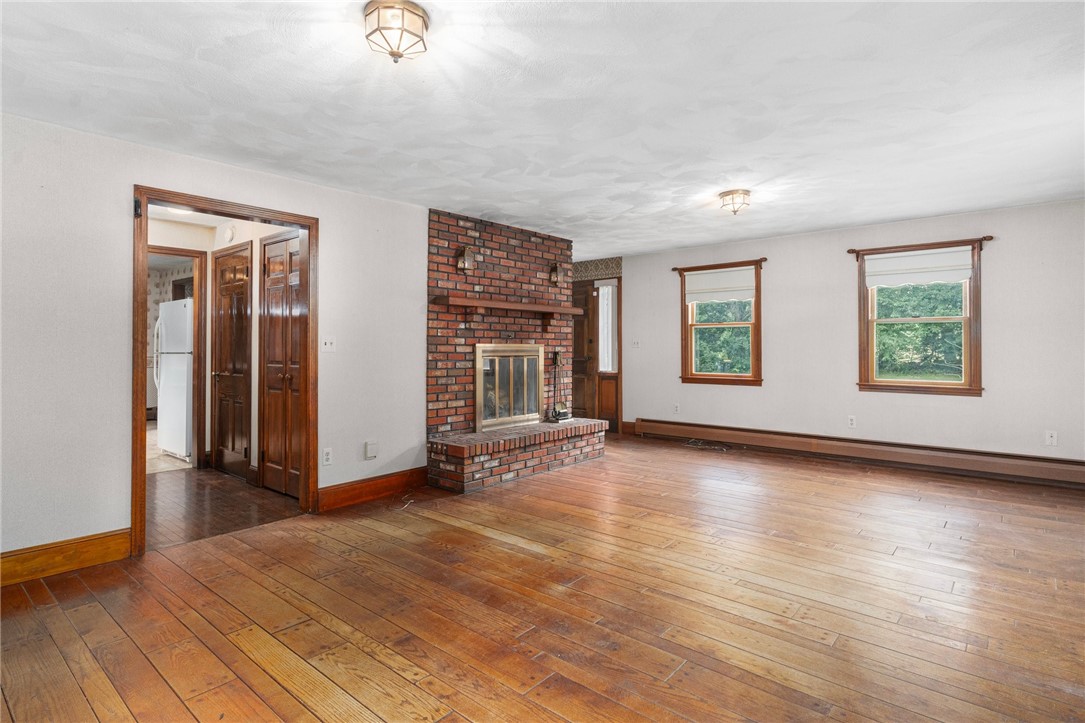 1715 Hill Road Burrillville, RI 02830 - Photo 13 of 37