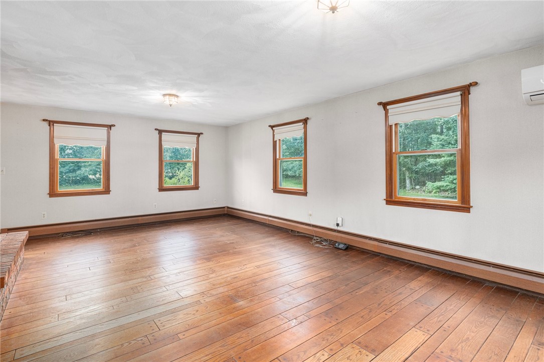 1715 Hill Road Burrillville, RI 02830 - Photo 14 of 37