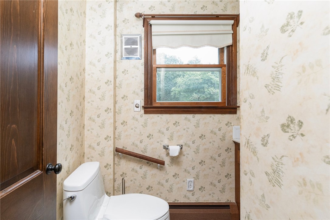 1715 Hill Road Burrillville, RI 02830 - Photo 20 of 37