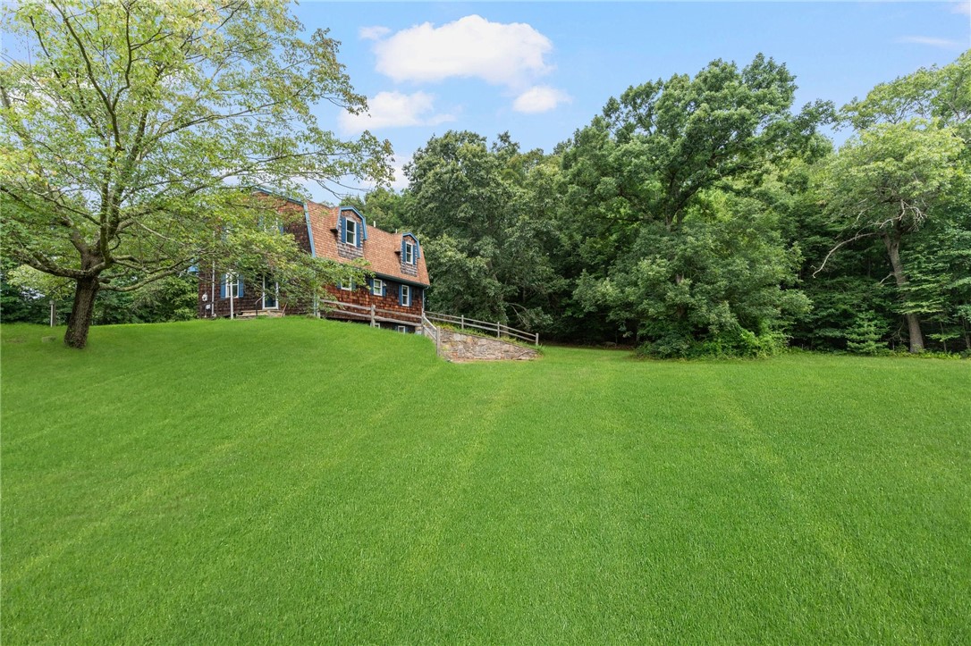 1715 Hill Road Burrillville, RI 02830 - Photo 23 of 37