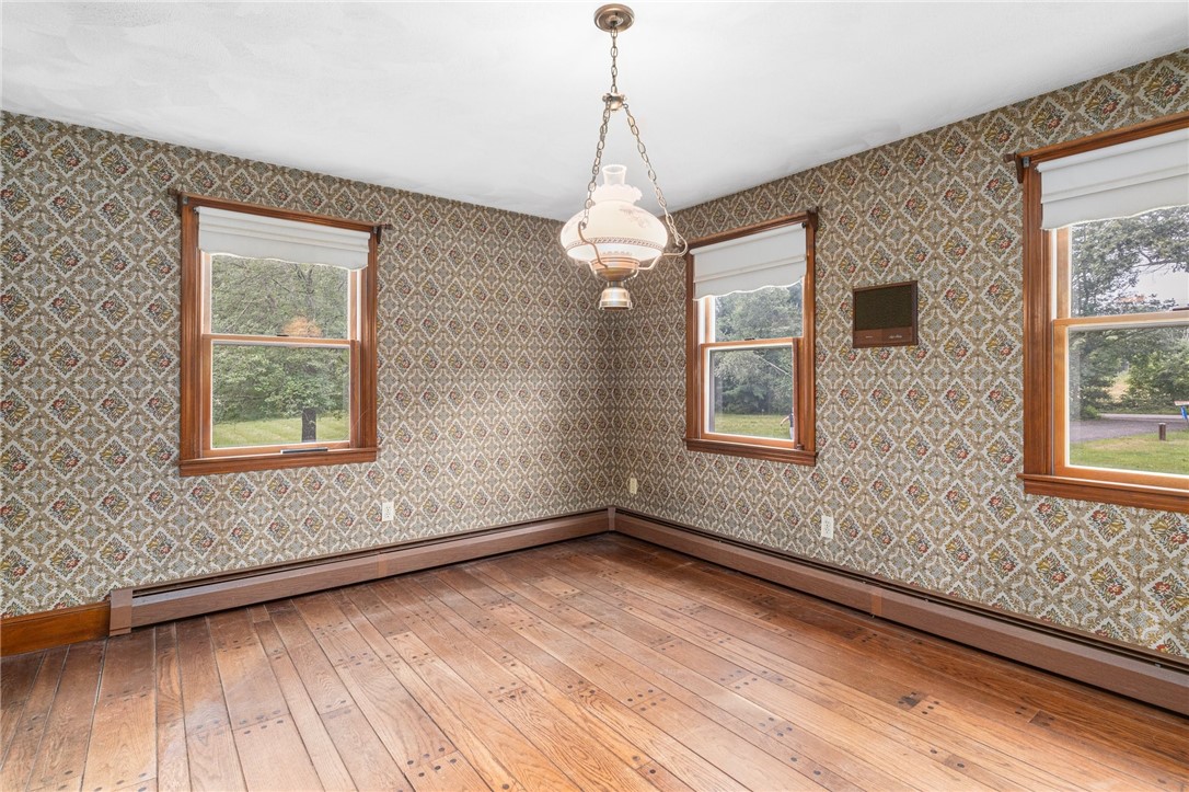1715 Hill Road Burrillville, RI 02830 - Photo 10 of 37