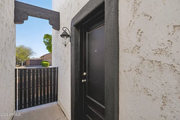 $709,900 | 3932 West Salter Drive, Glendale, AZ 85308
