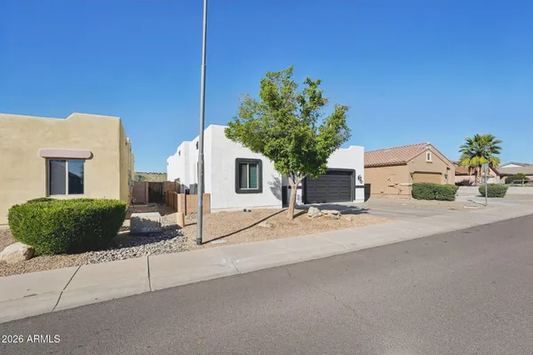 $709,900 | 3932 West Salter Drive, Glendale, AZ 85308
